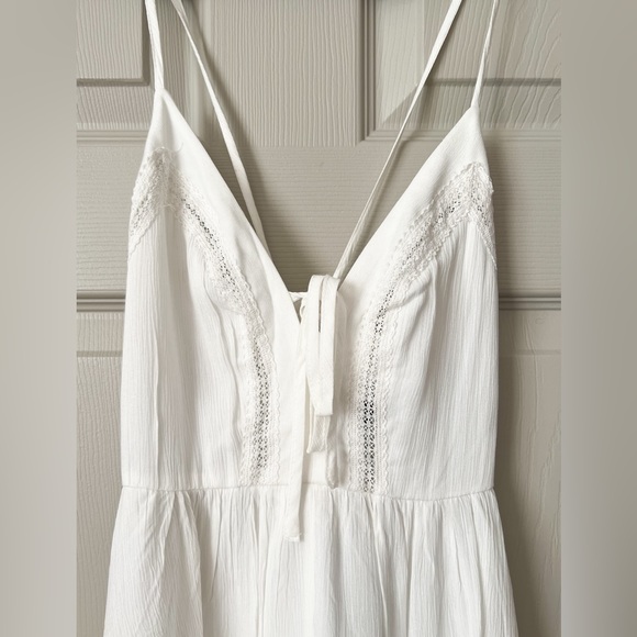 NWT Forever 21 Contemporary White Mini Dress, Size Small - Picture 3 of 6